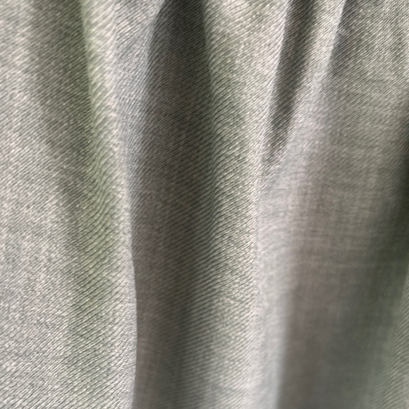 Green Smocked Puff Sleeve Blouse - Picture 5 of 6